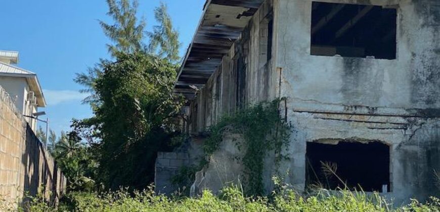 LEEWARD EAST APT BLDG