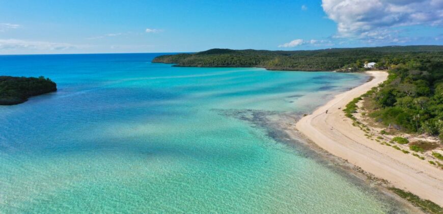 Pau Pau Bay 42 acres Pau Pau Bay 42 acres