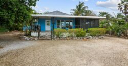 THE CAYS THE CAYS