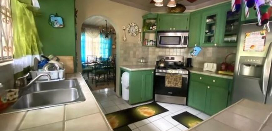 Single Family Home Single Family Home