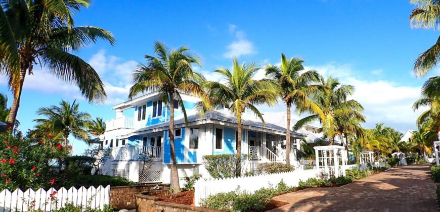 CHUB CAY RESORT & MARINA