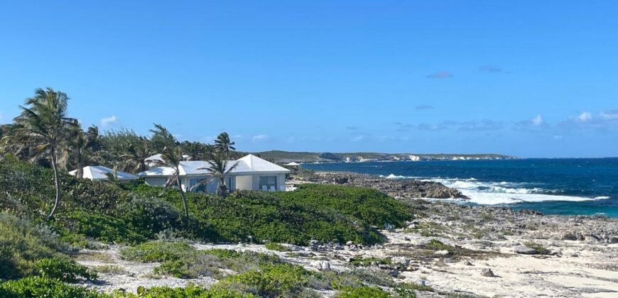 3/3 OCEANFRONT HOME