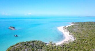 16 ACRE BEACHFRONT PARCEL