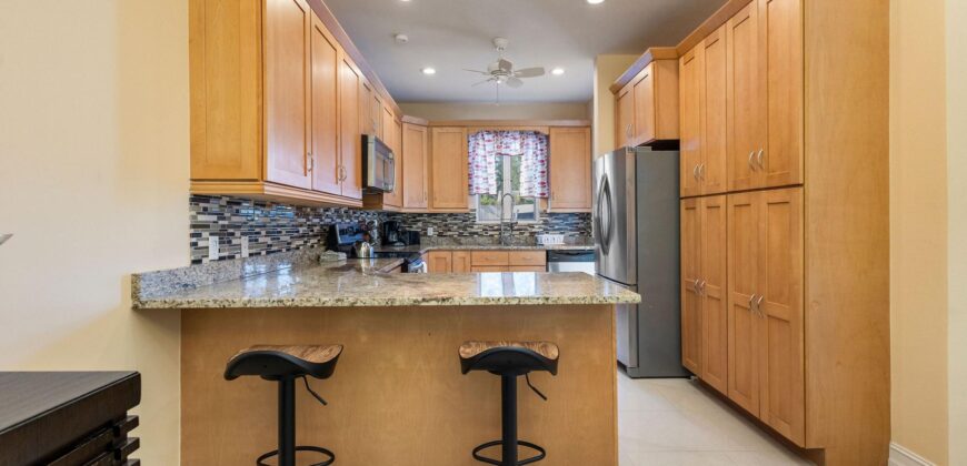 4 DUNMORE CT  SOUTH OCEAN