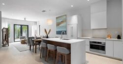 I-1 WESTEND LOVE BEACH