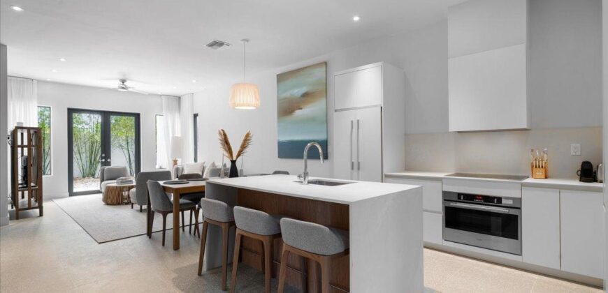 I-1 WESTEND LOVE BEACH